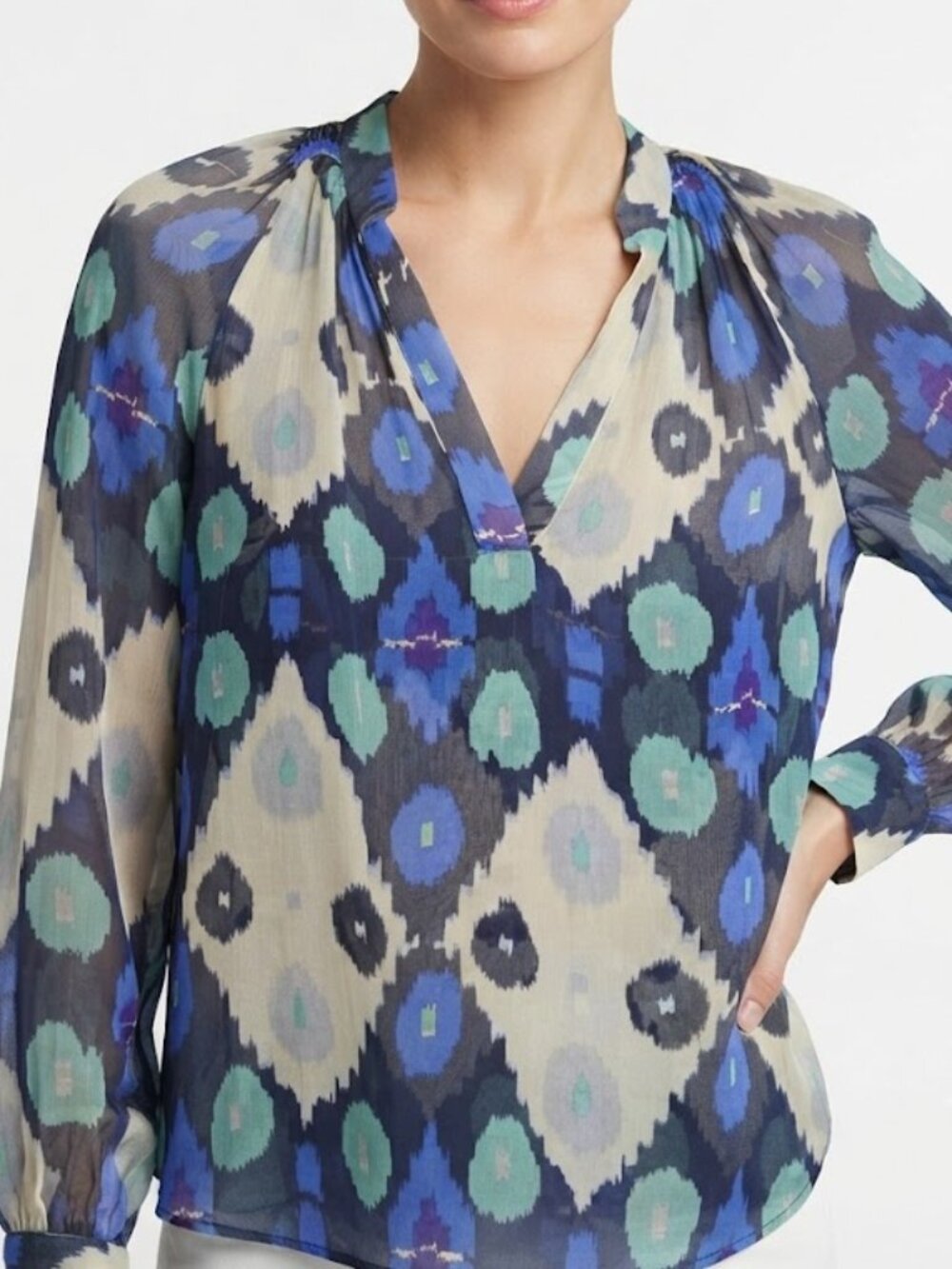 Tucker Silk Blouse Size P Blue Teal Ikat Print V-Neck Long Sleeve Luxury